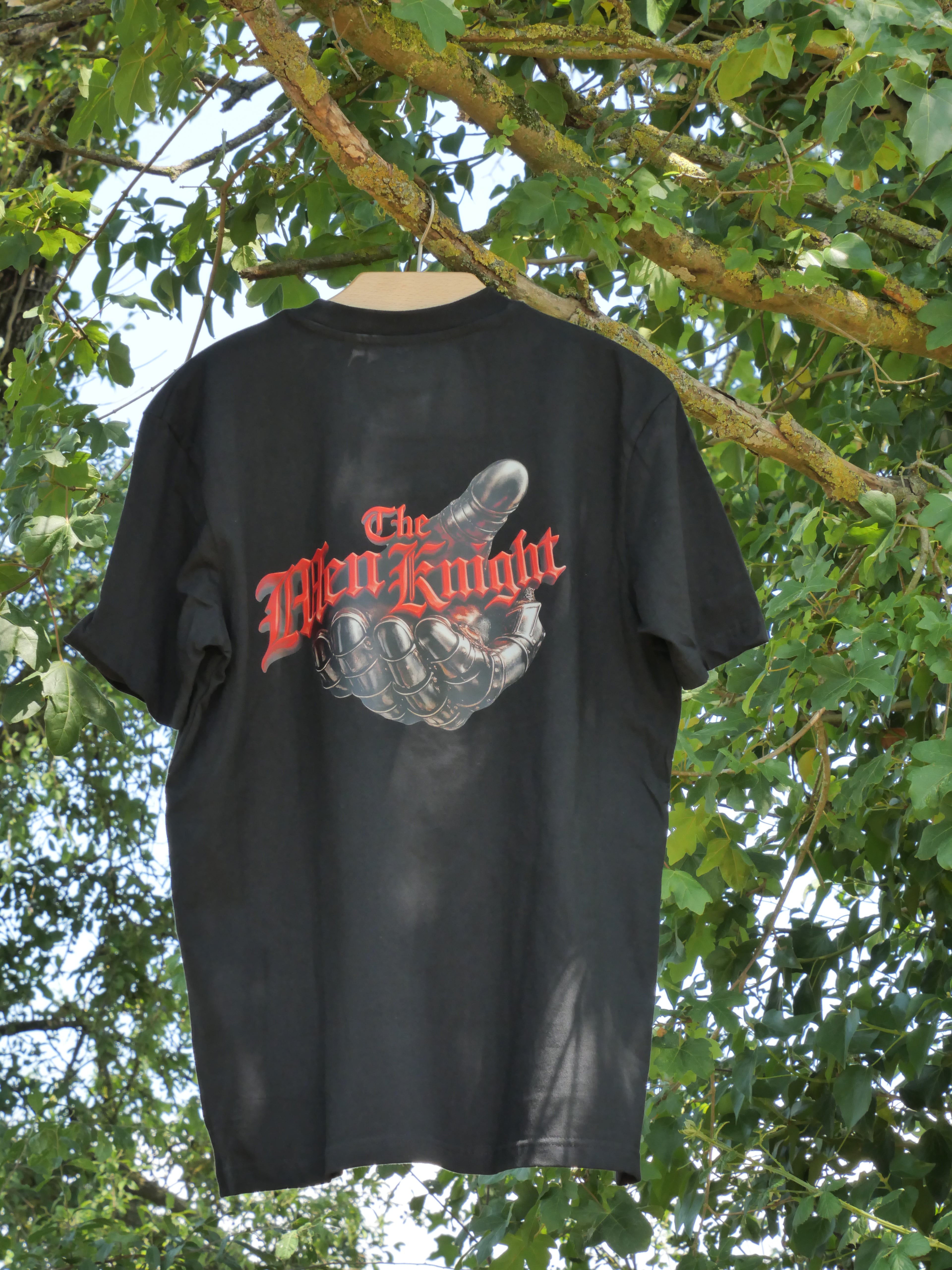 T-shirt "Red Ascent"