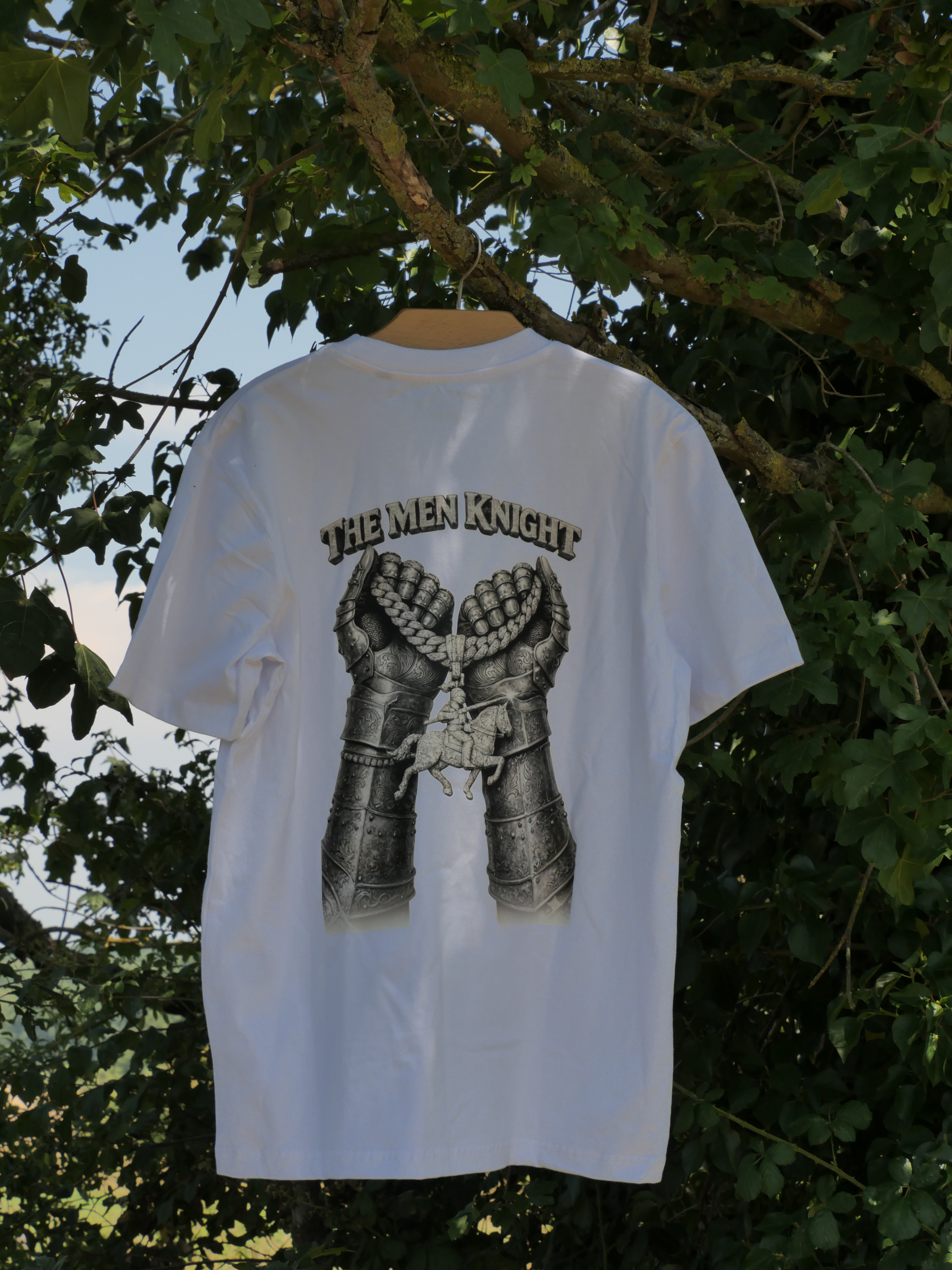 T-shirt "Knight Bound"
