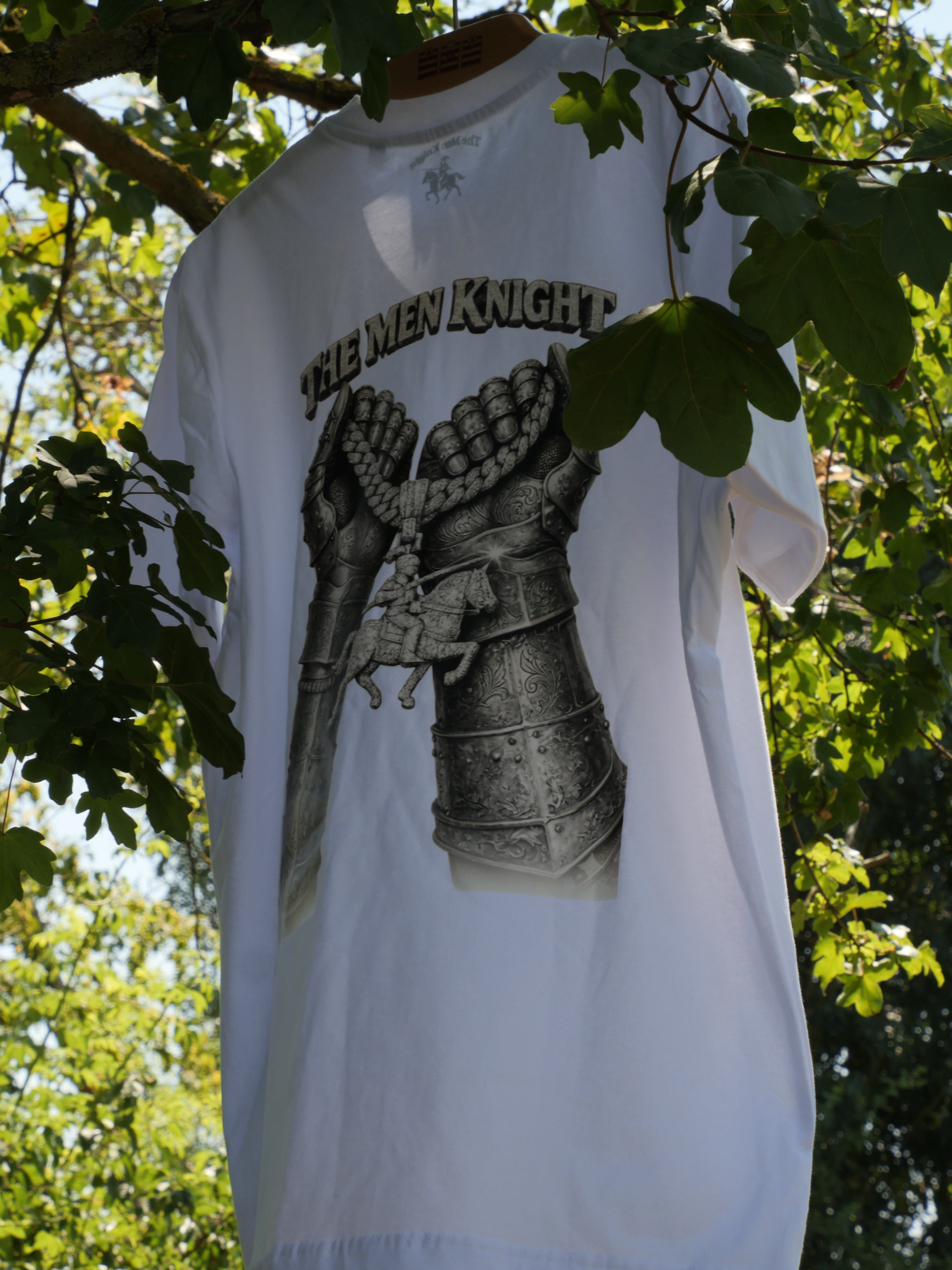 T-shirt "Knight Bound"